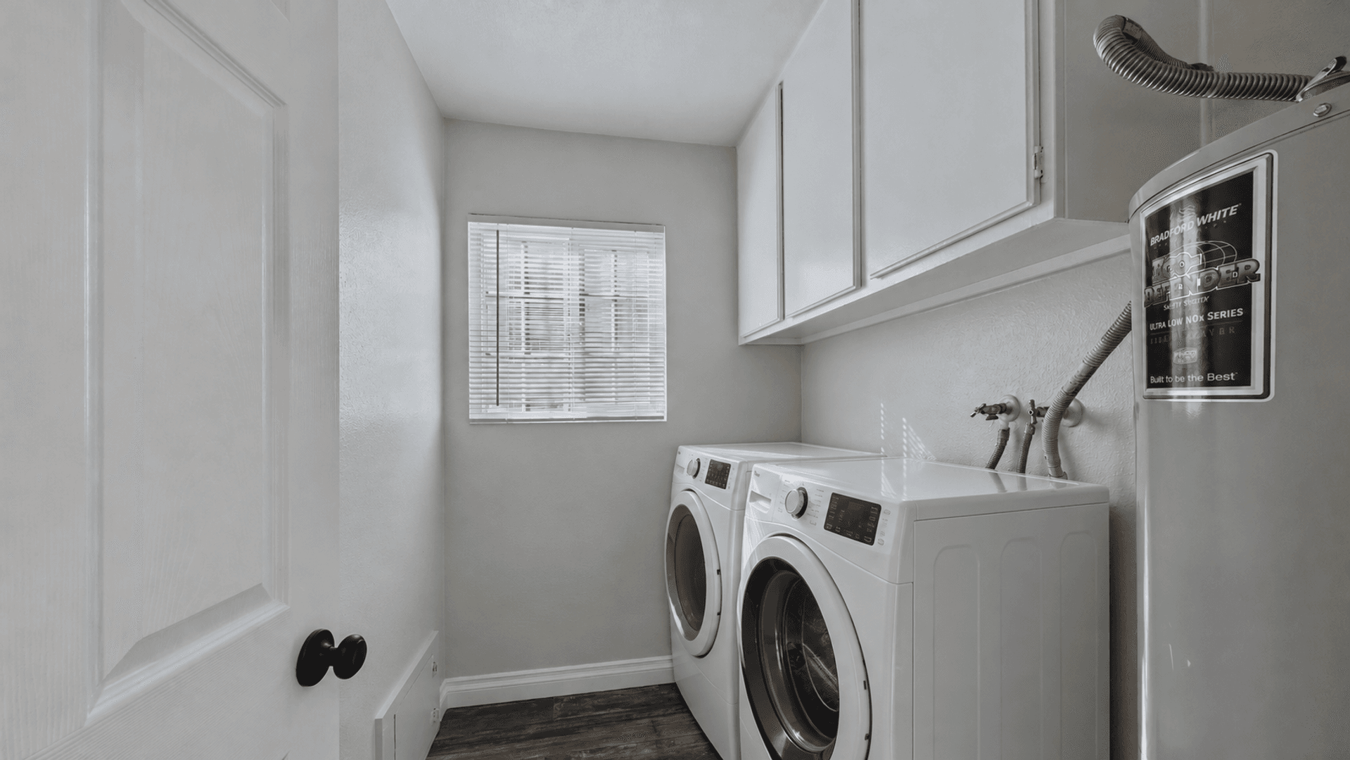 Covina Apartment: 535 N Lark Ellen Ave