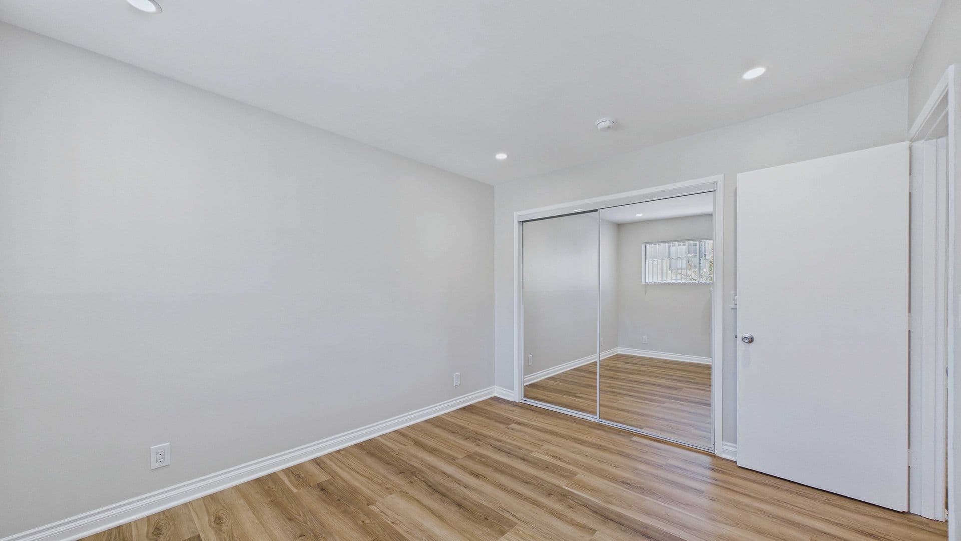 Duarte Apartment: 1318 Mountain Ave