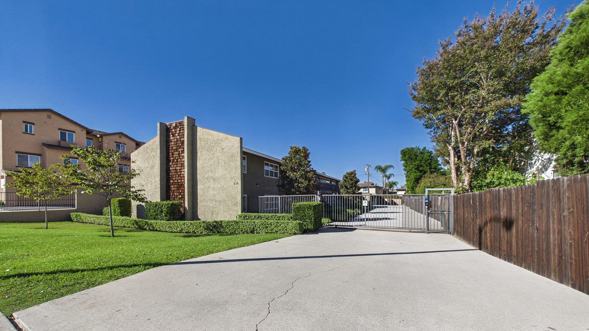 Covina Apartment: 535 N Lark Ellen Ave