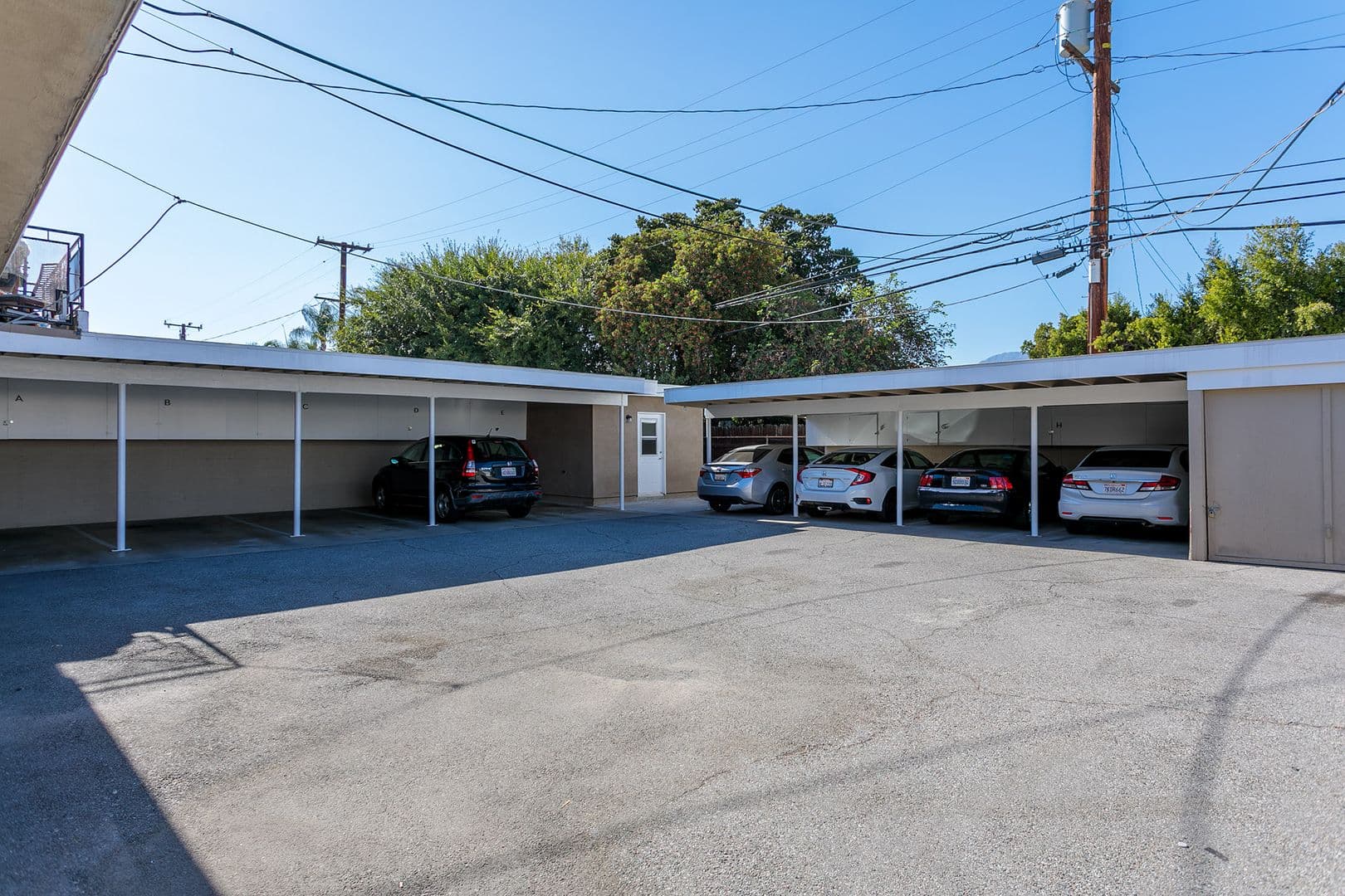 Arcadia Apartment: 1001-1005 W Huntington Dr