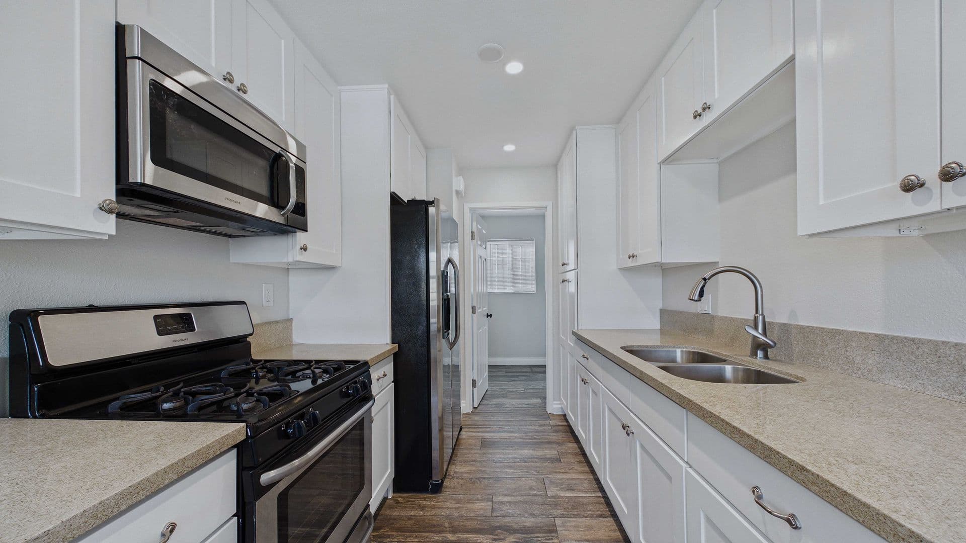 Covina Apartment: 535 N Lark Ellen Ave