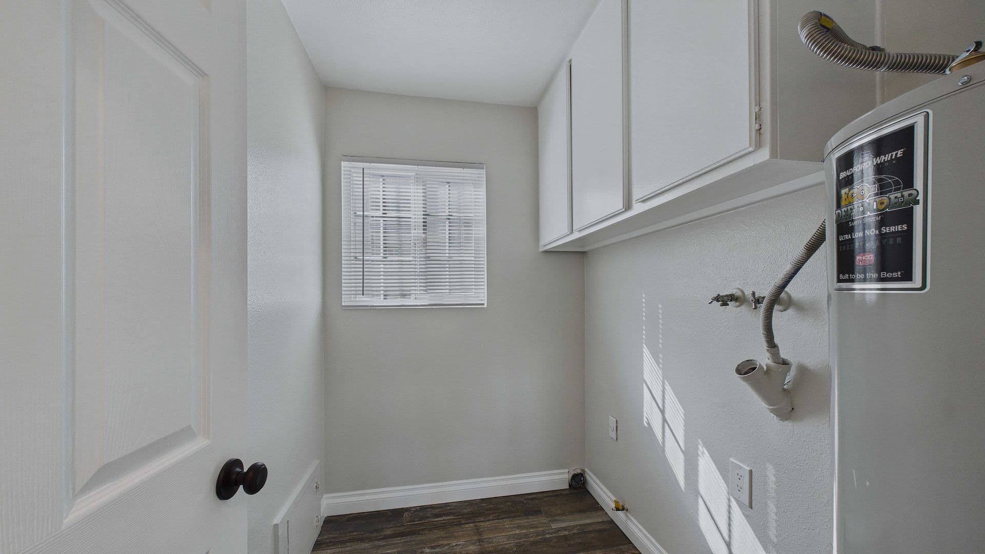 Covina Apartment: 535 N Lark Ellen Ave