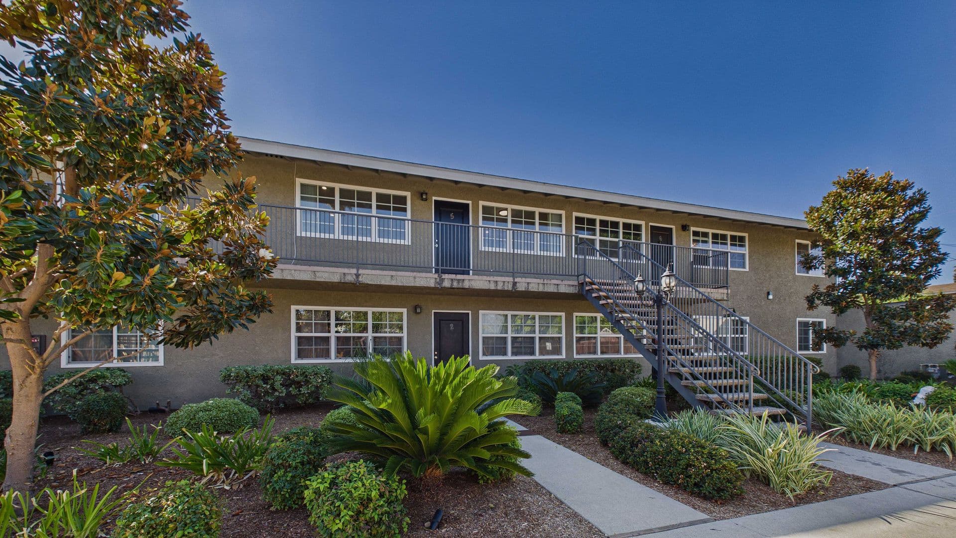 Covina Apartment: 535 N Lark Ellen Ave