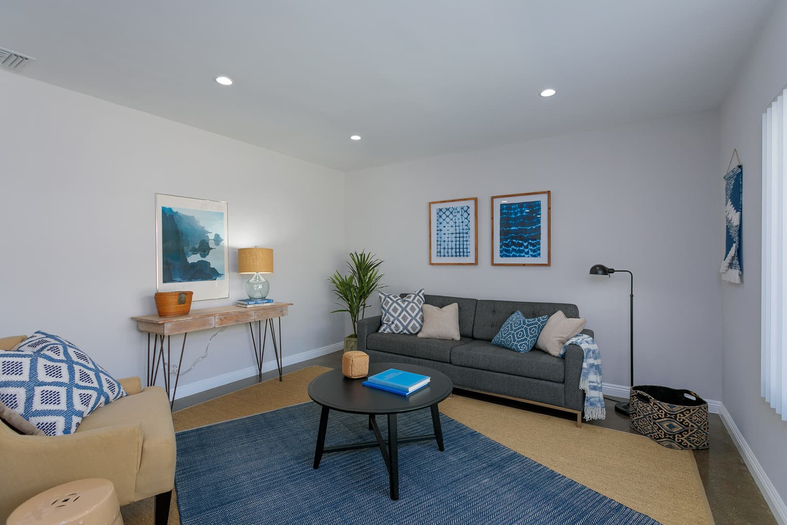 Pasadena Apartment: 888 Magnolia Ave