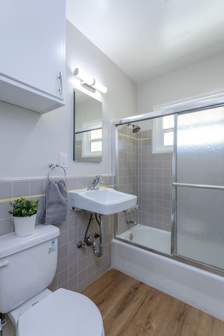 Arcadia Apartment: 1001-1005 W Huntington Dr
