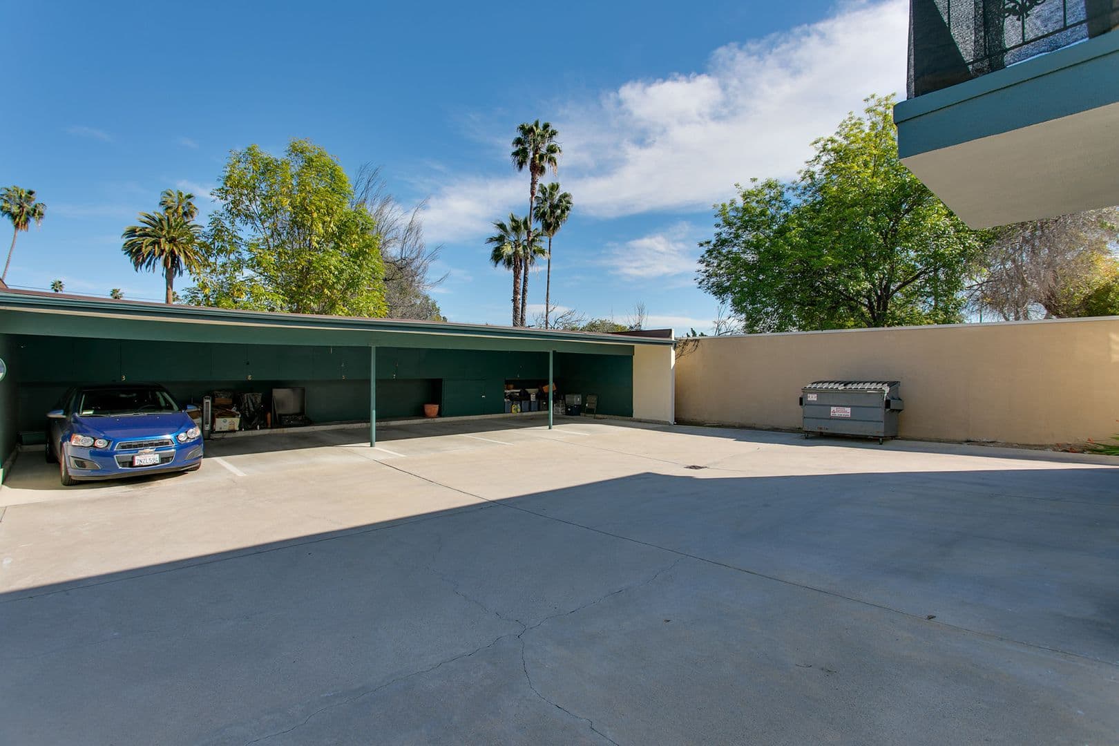 Pasadena Apartment: 888 Magnolia Ave
