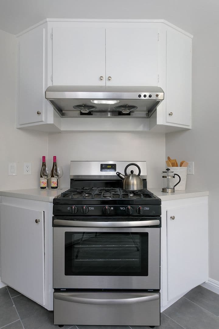Arcadia Apartment: 427 - 433 W Duarte Rd