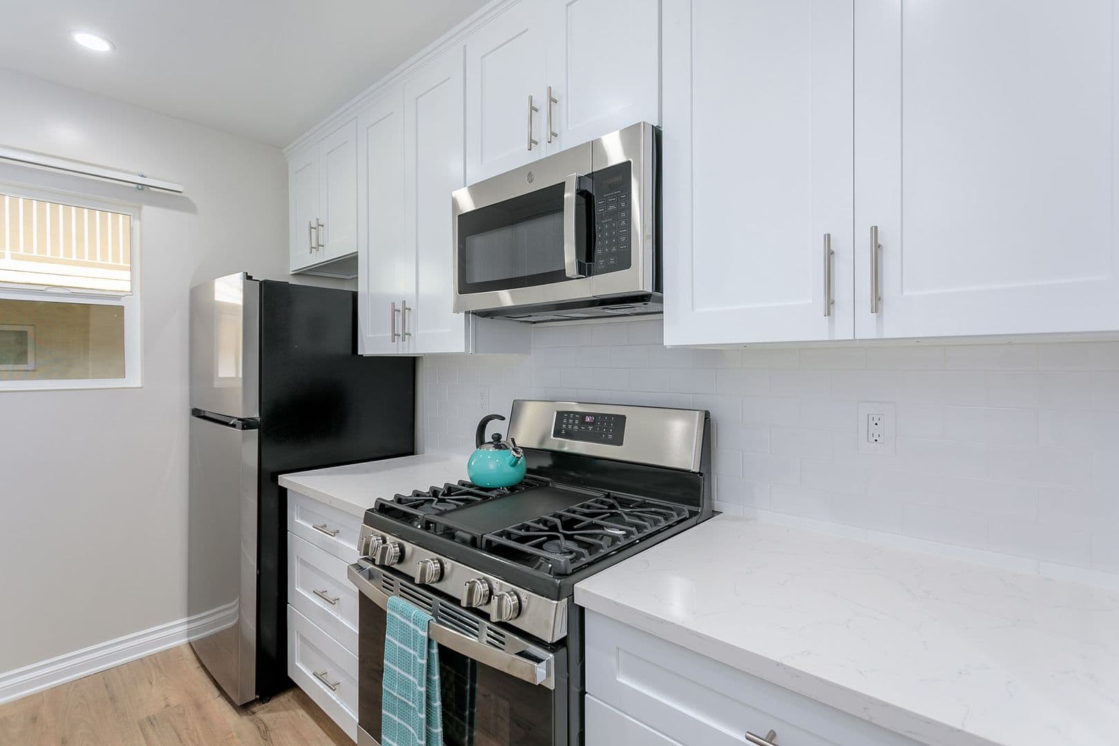 Arcadia Apartment: 1001-1005 W Huntington Dr