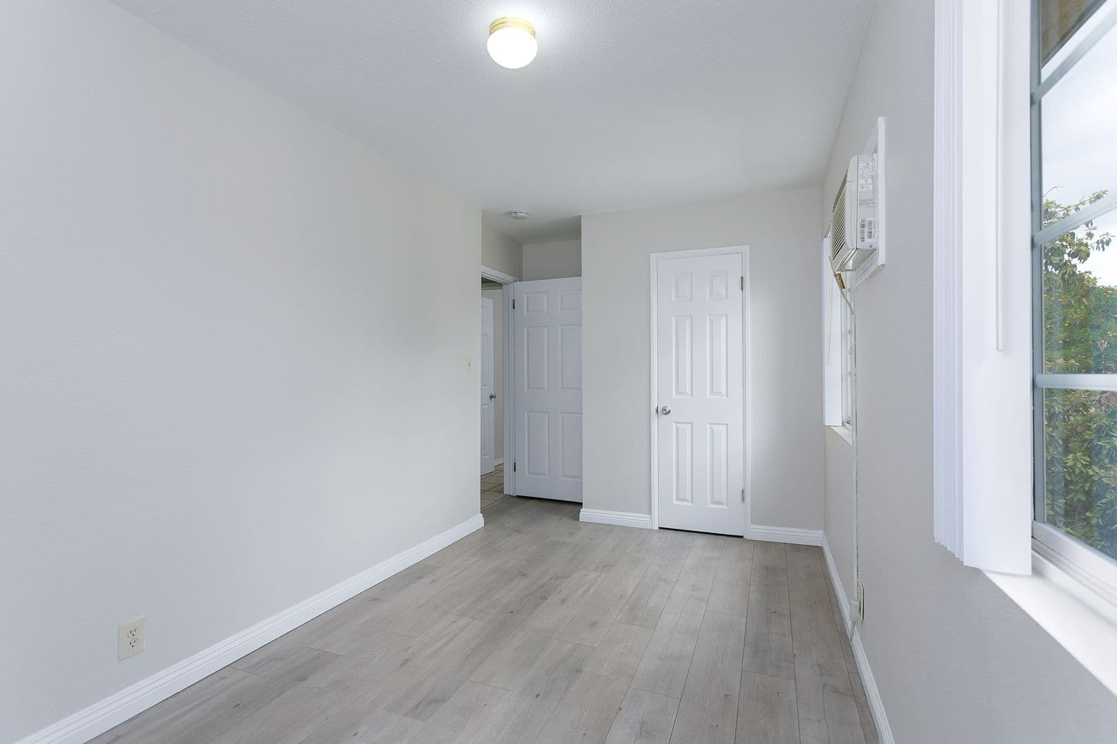 El Monte Apartment: 3720 Pine Ave