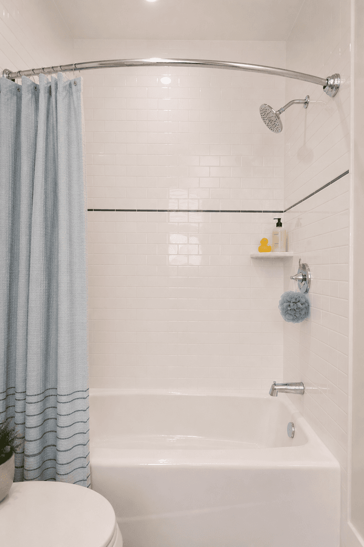 Pasadena Apartment: 149 S Los Robles Ave