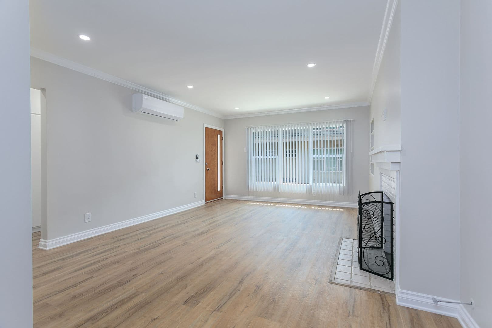 Arcadia Apartment: 1001-1005 W Huntington Dr