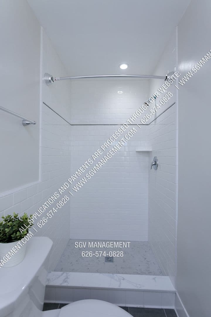 Glendora Apartment: 628 Lemar Park Dr