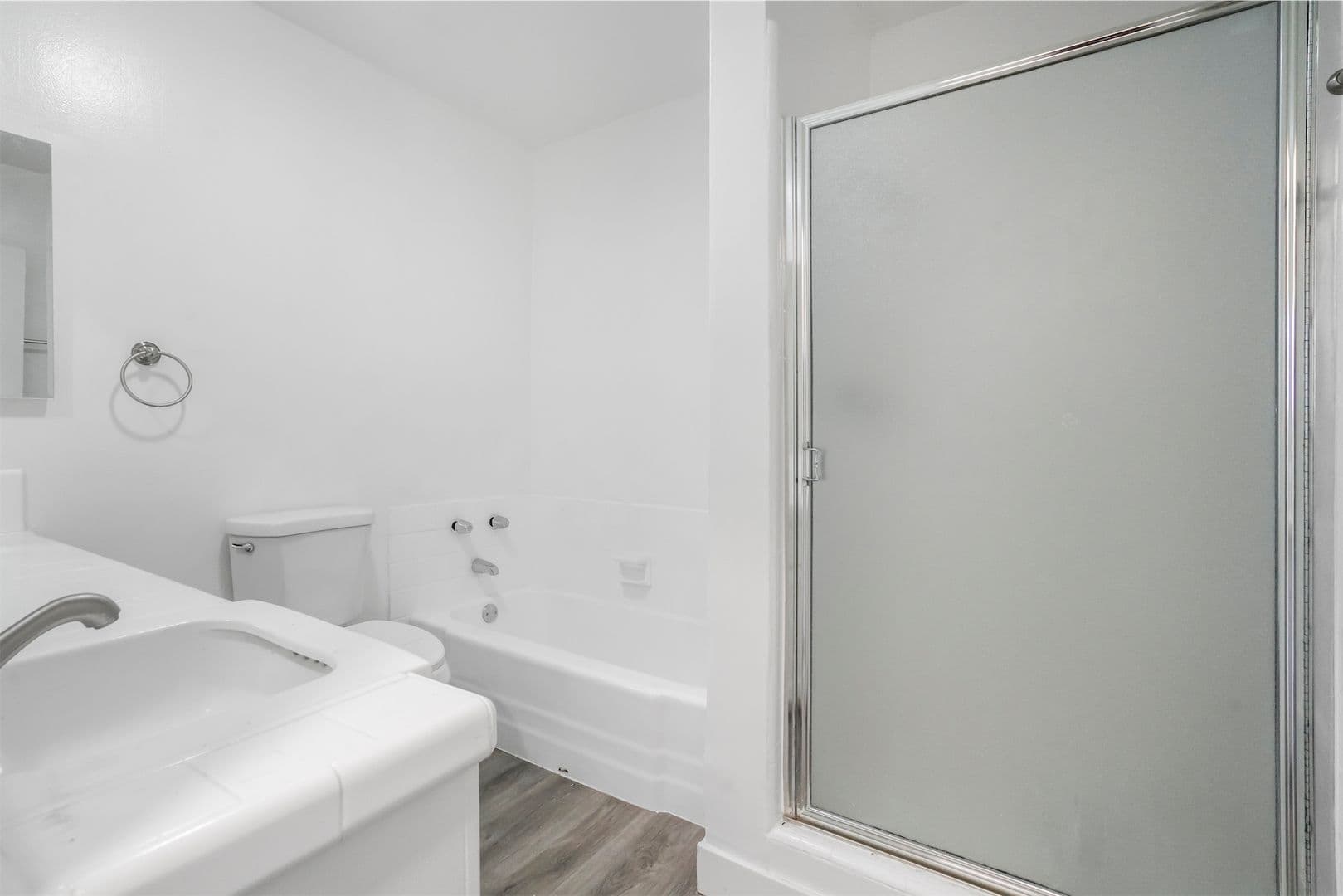 West Hollywood Apartment: 1030 N Orange Grove Ave.