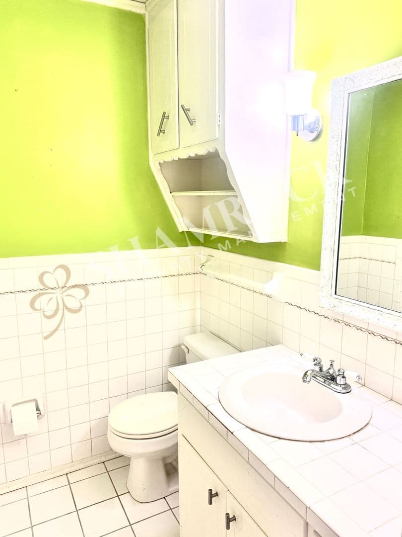 Waco House: 2223 Carolinda Dr