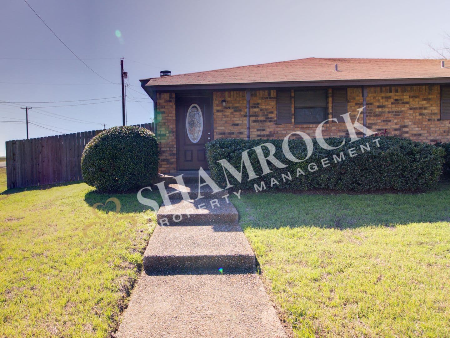 Waco House: 1419 Chapel Ridge Rd