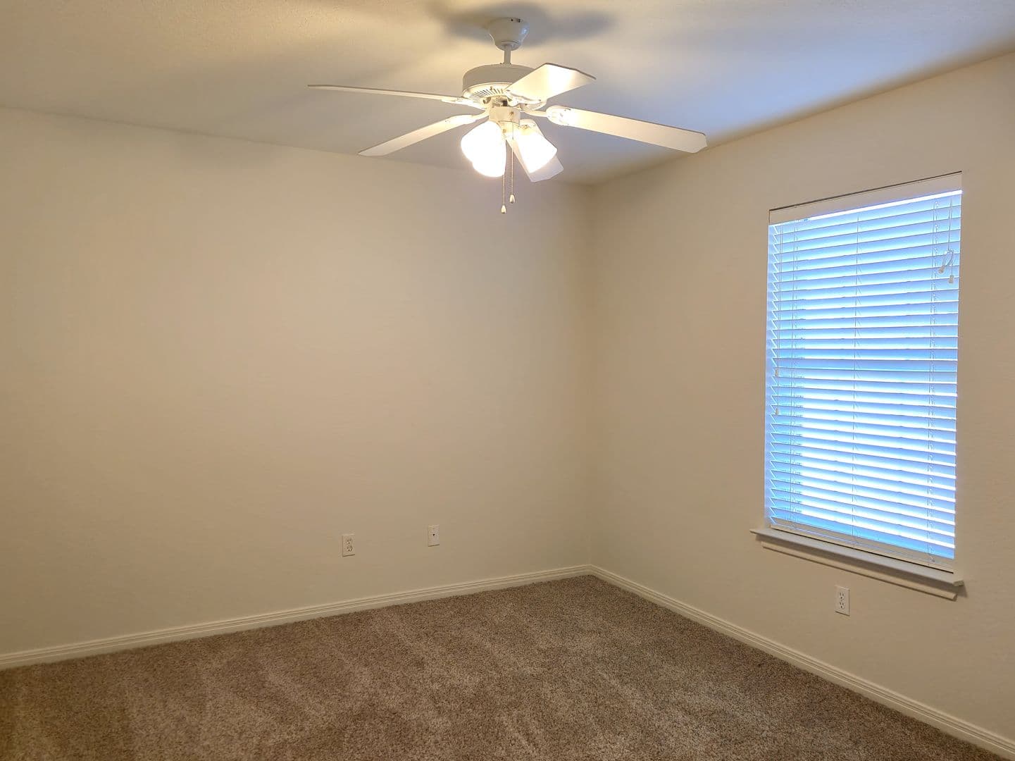 Robinson House: 4000 Clydesdale Way