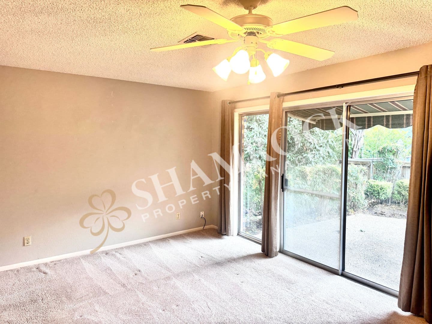 Waco House: 3206 Creekwood Cir