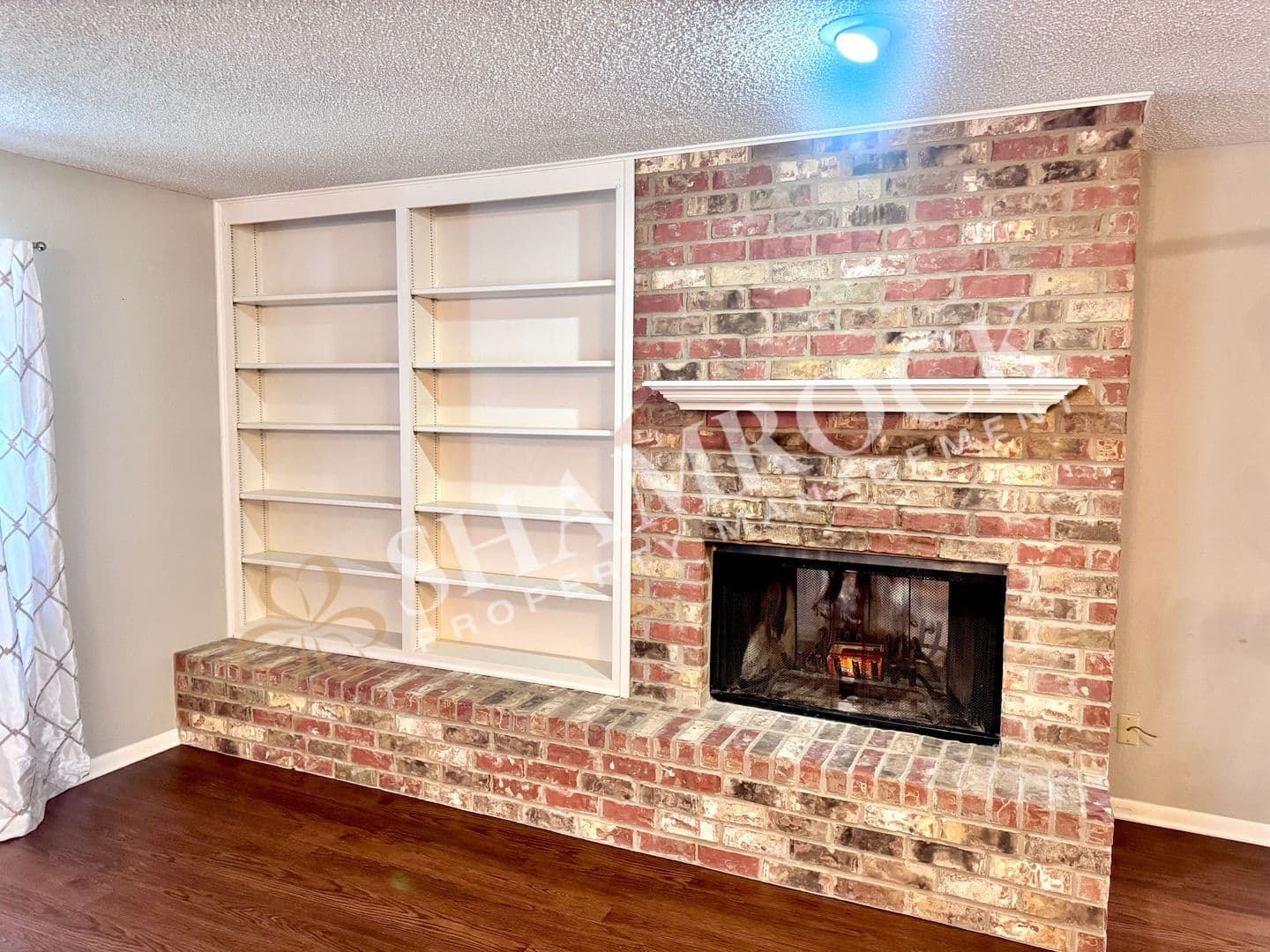 Waco House: 3206 Creekwood Cir