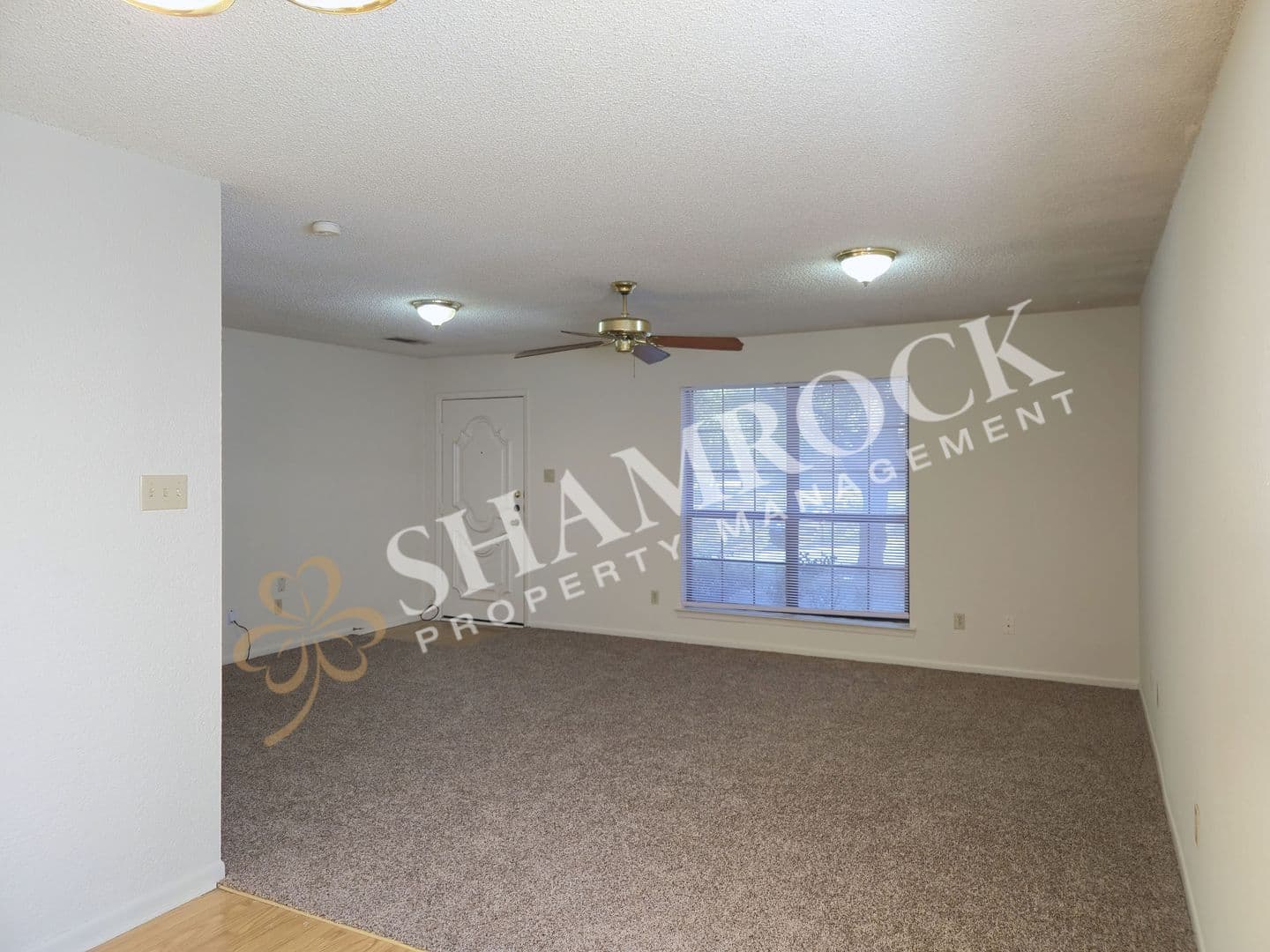 Waco House: 305 Mill Creek Circle