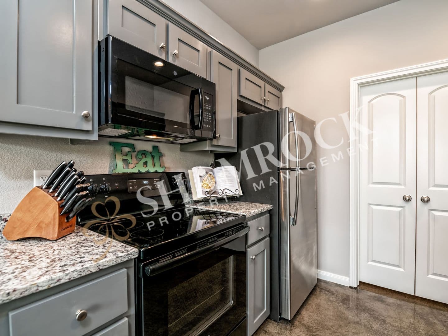 Waco House: 11416-A Goose Bay Dr