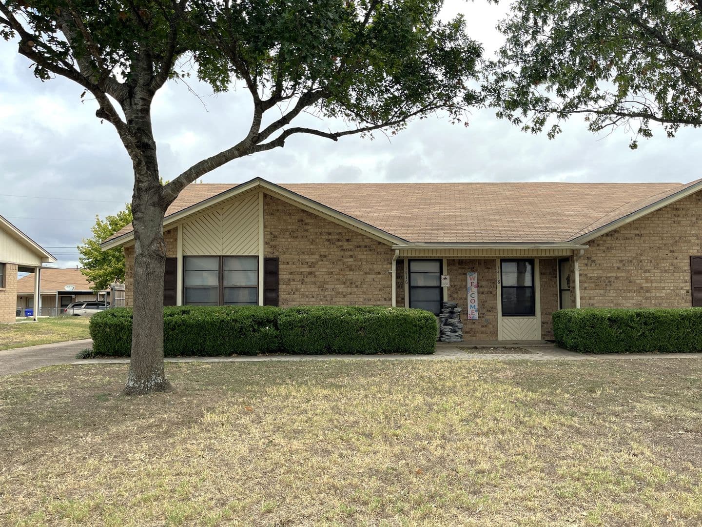 Waco House: 1416 Chapel Creek Rd