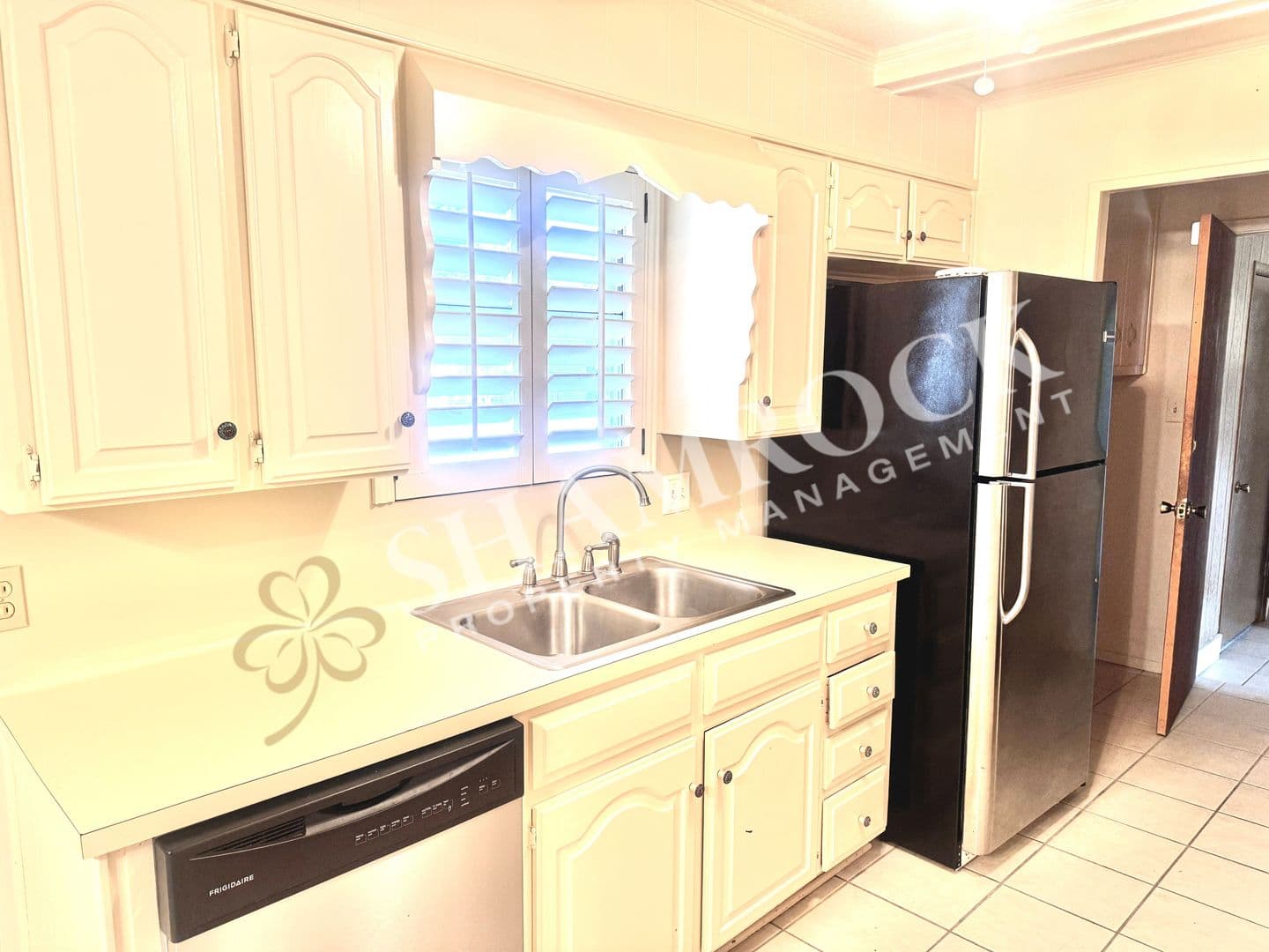 Waco House: 2223 Carolinda Dr