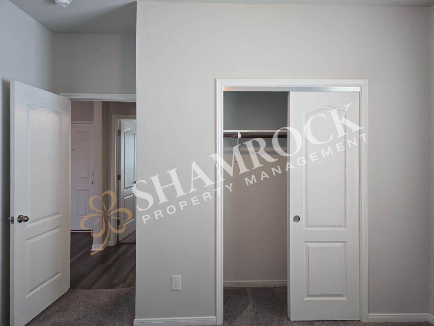 Lorena House: 11120 Solar St