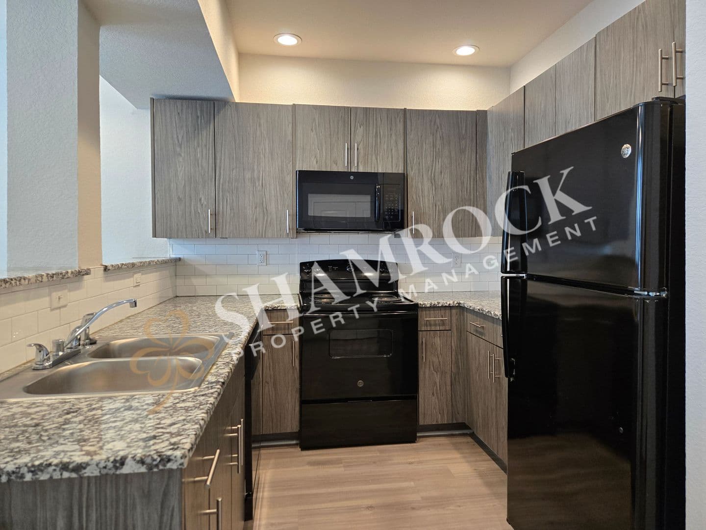 Waco House: 1307 Austin Ave, Unit 207
