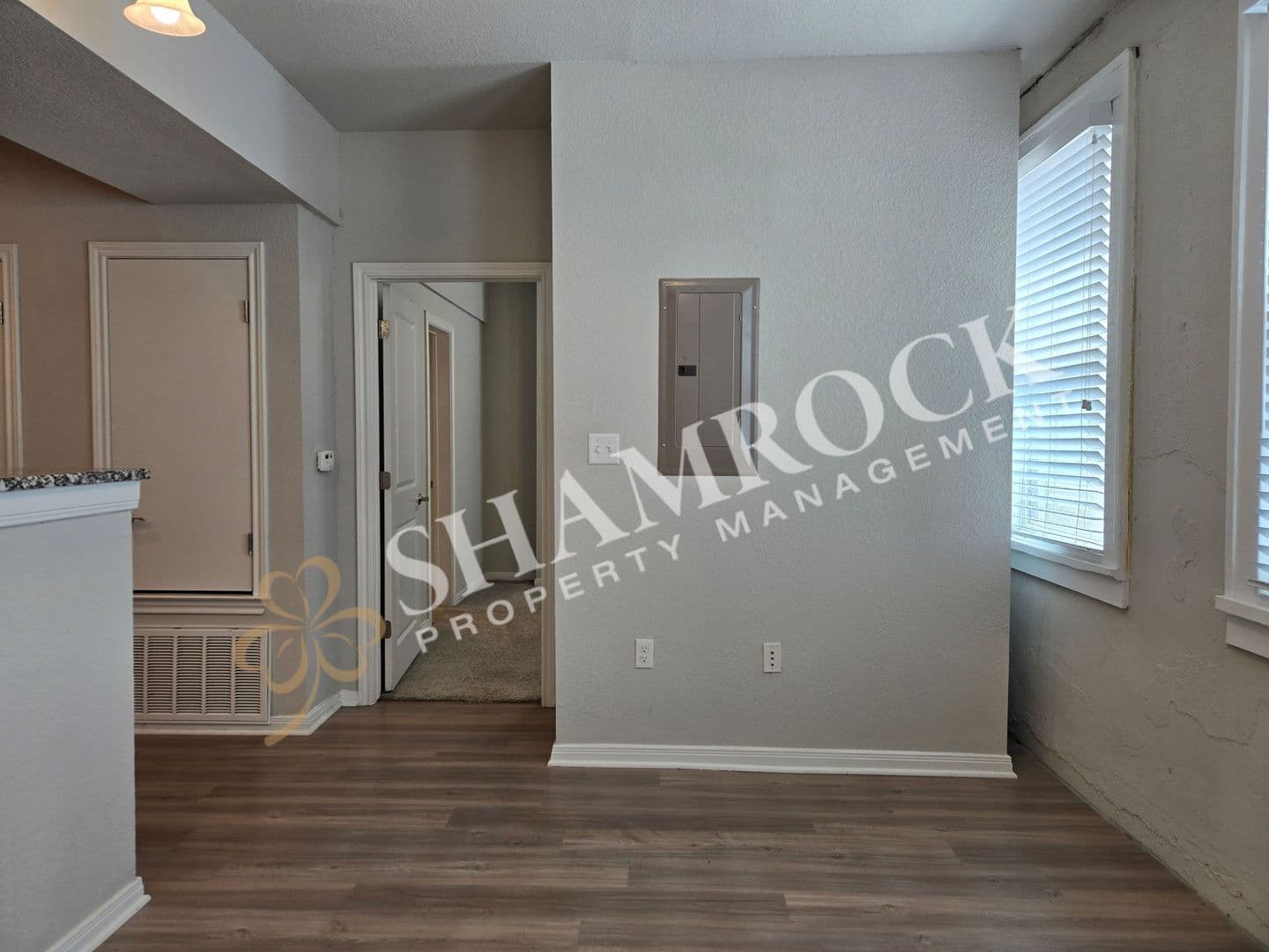 Waco House: 1307 Austin Ave, Unit 207
