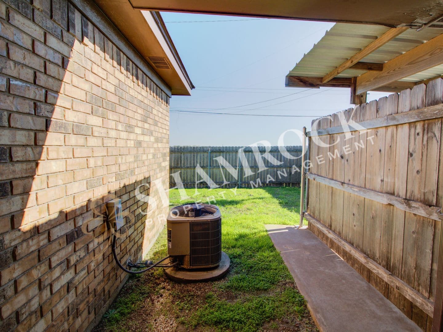 Waco House: 1419 Chapel Ridge Rd