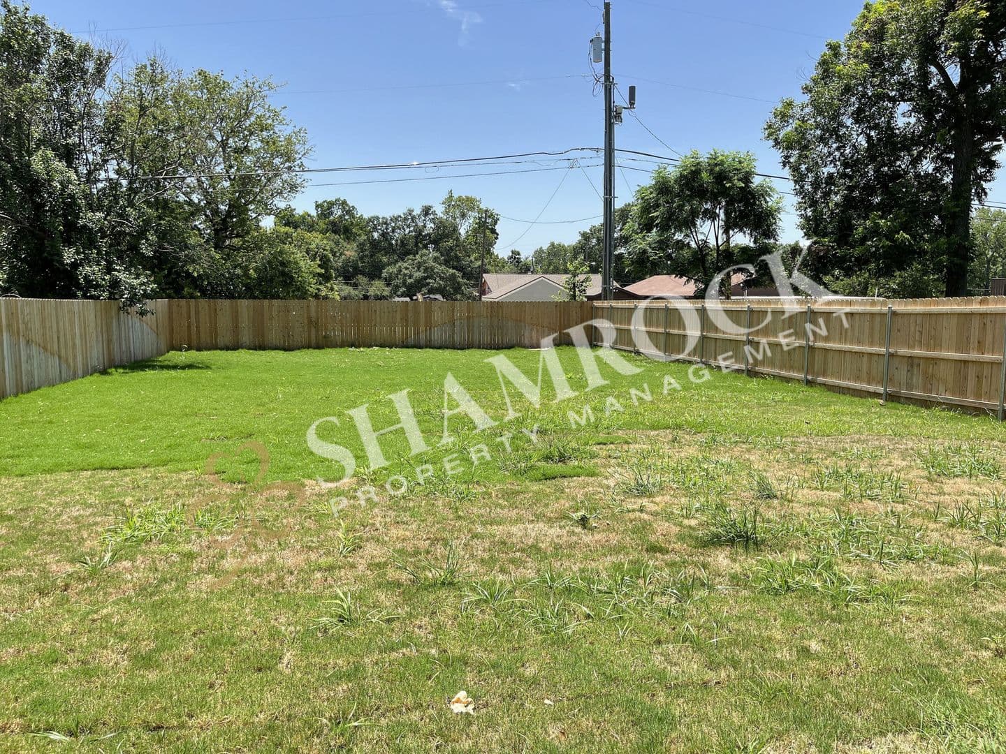 Waco House: 3520 Homan Ave