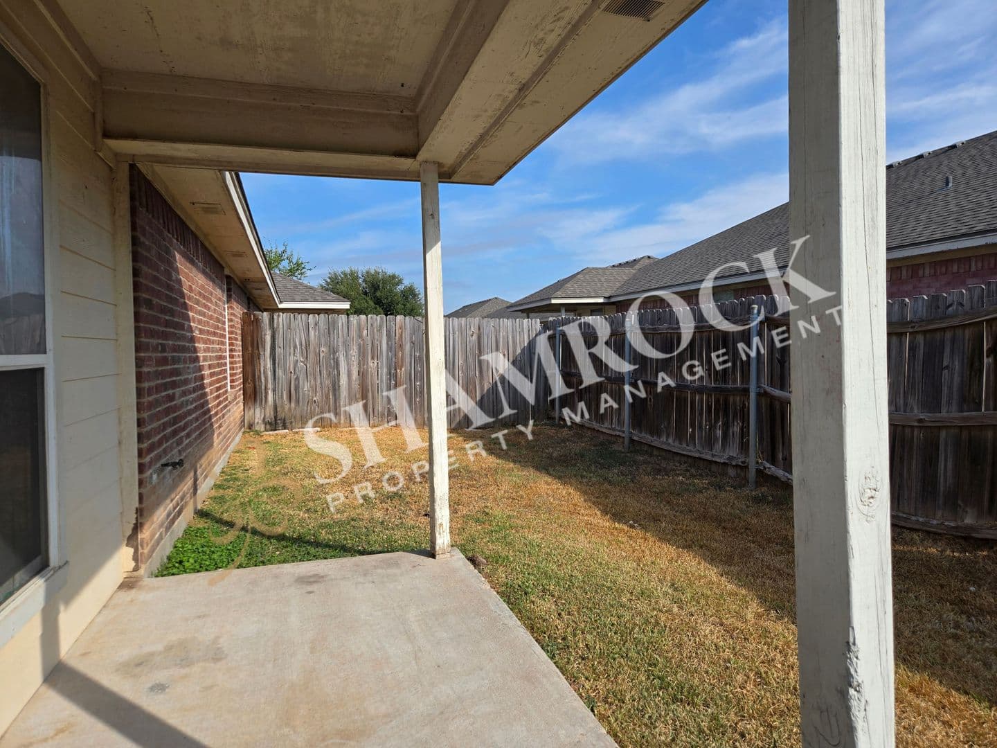 Waco House: 10201-B Hyacinth