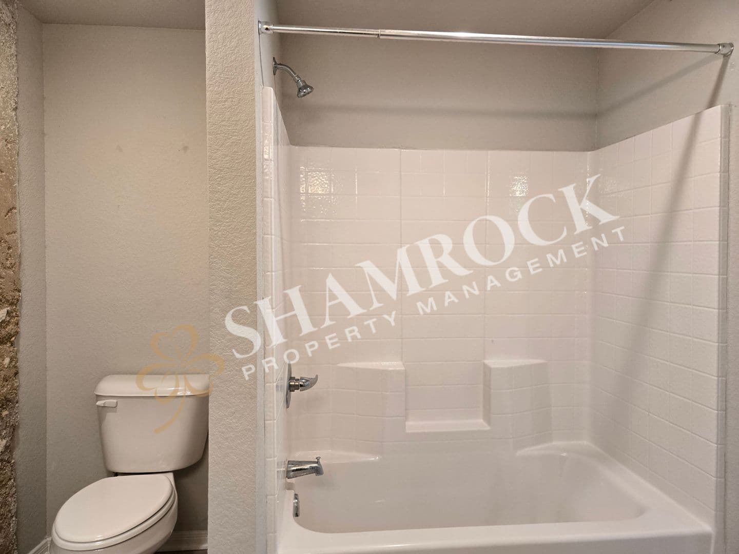 Waco House: 1307 Austin Ave, Unit 207