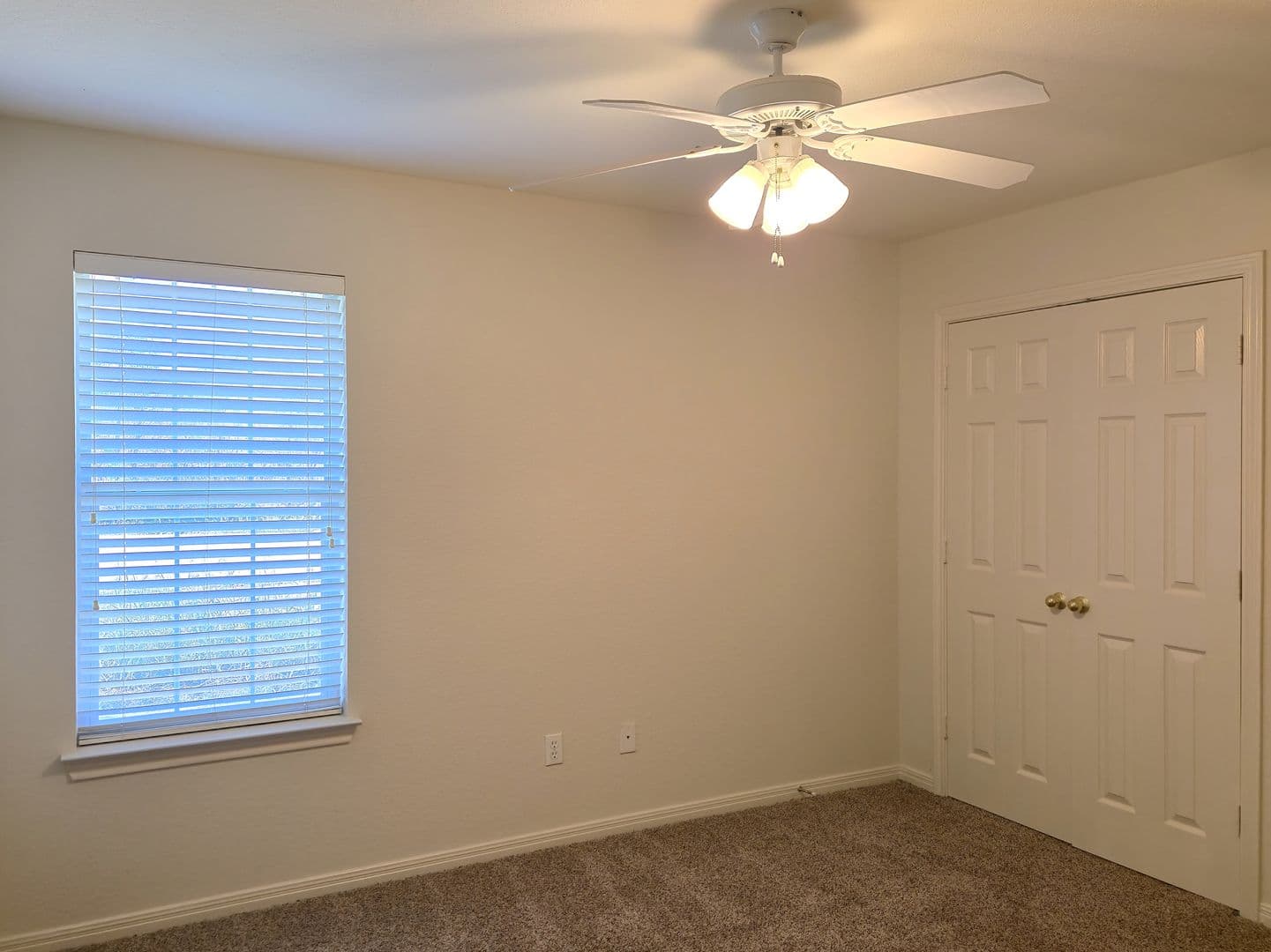 Robinson House: 4000 Clydesdale Way