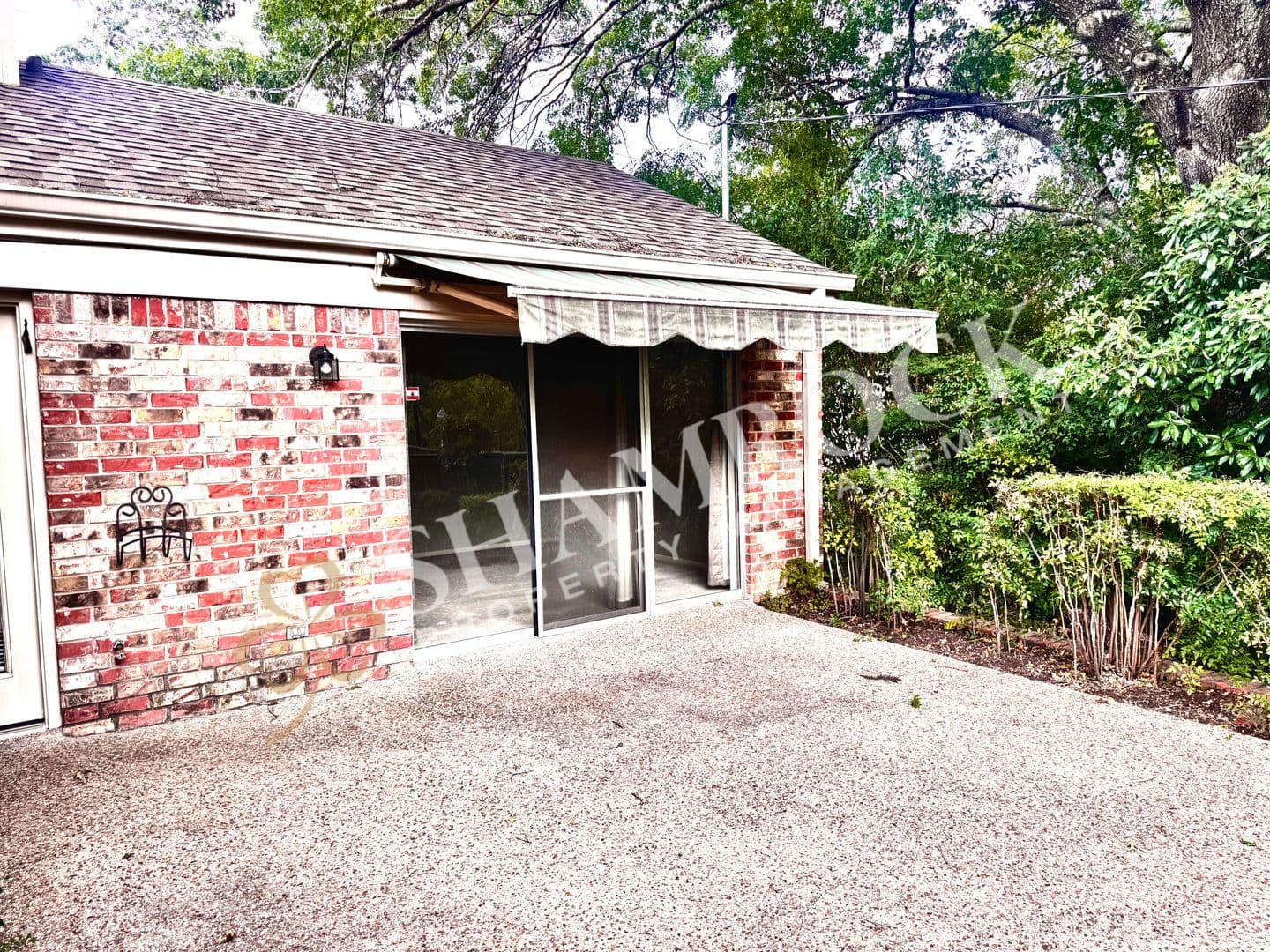 Waco House: 3206 Creekwood Cir