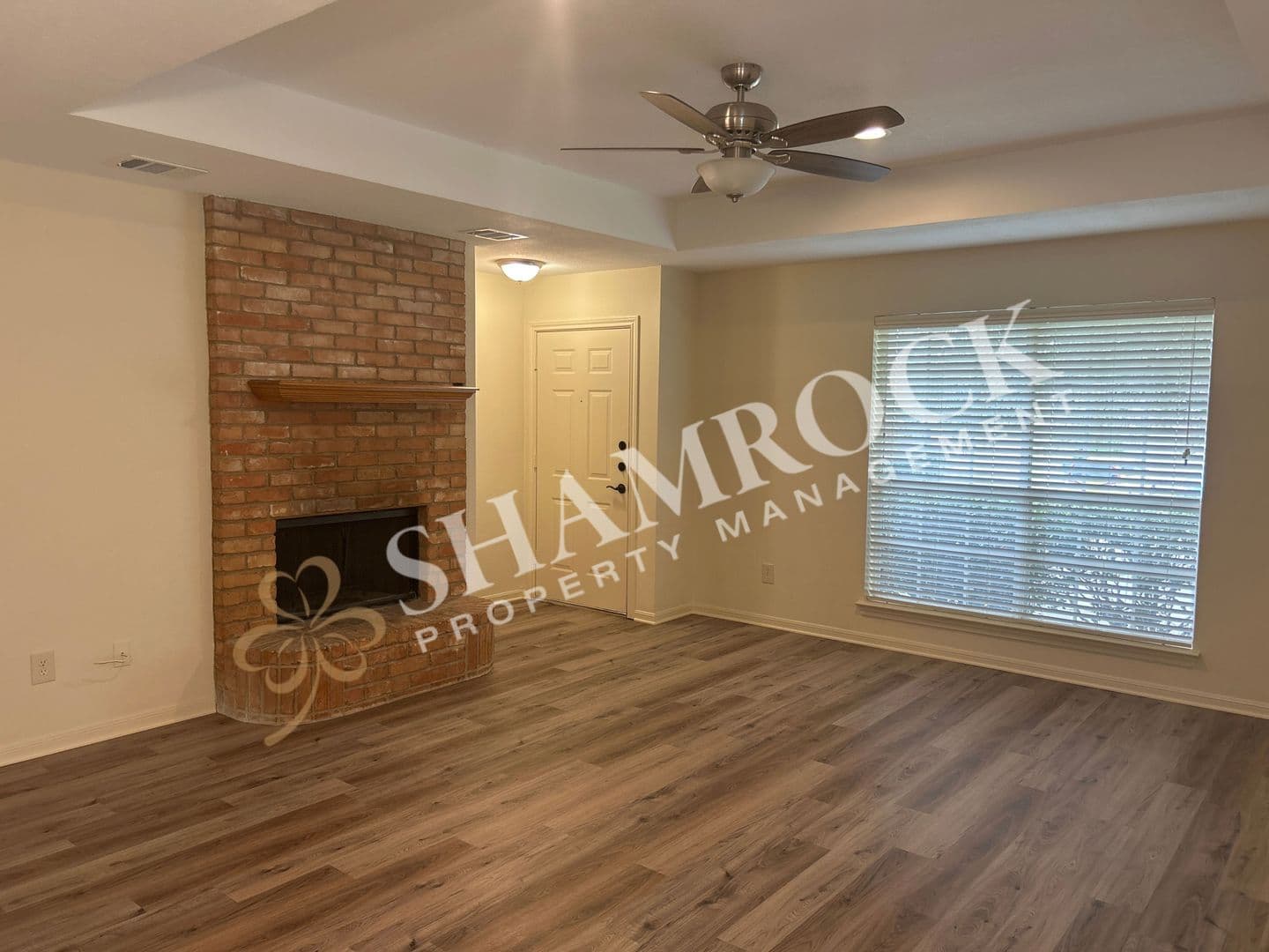 Hewitt House: 1017 Parkview Circle