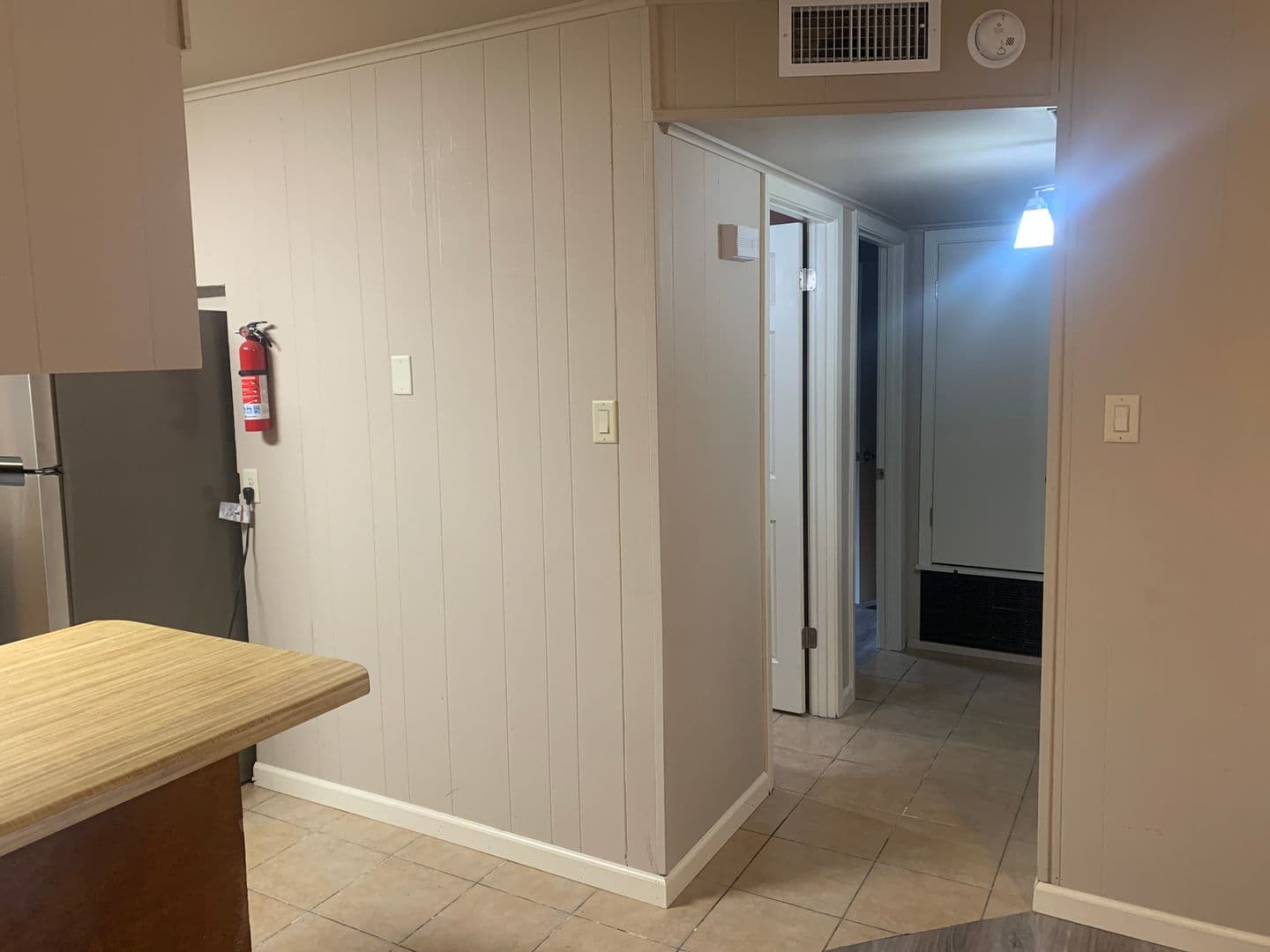 Jacksonville House: 10002 Shannon Dr.