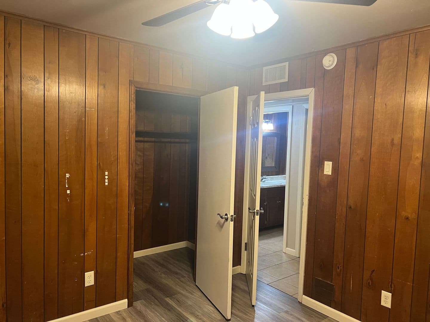 Jacksonville House: 10002 Shannon Dr.
