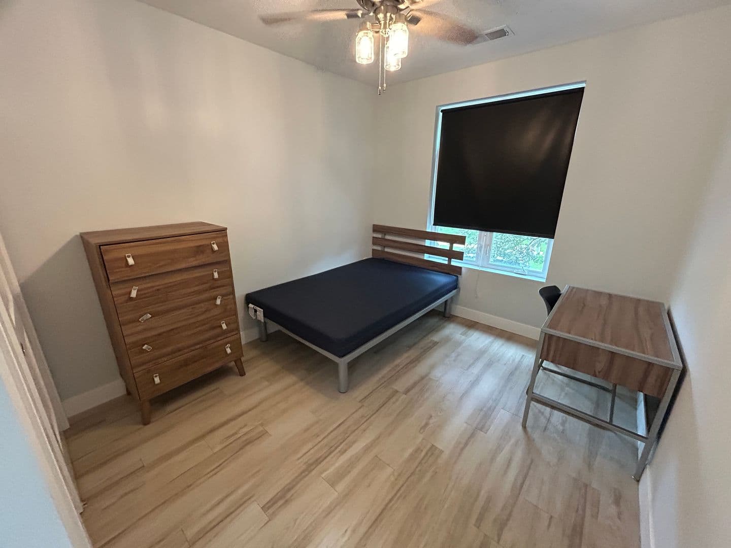 Champaign Apartment: 214 E Clark Street