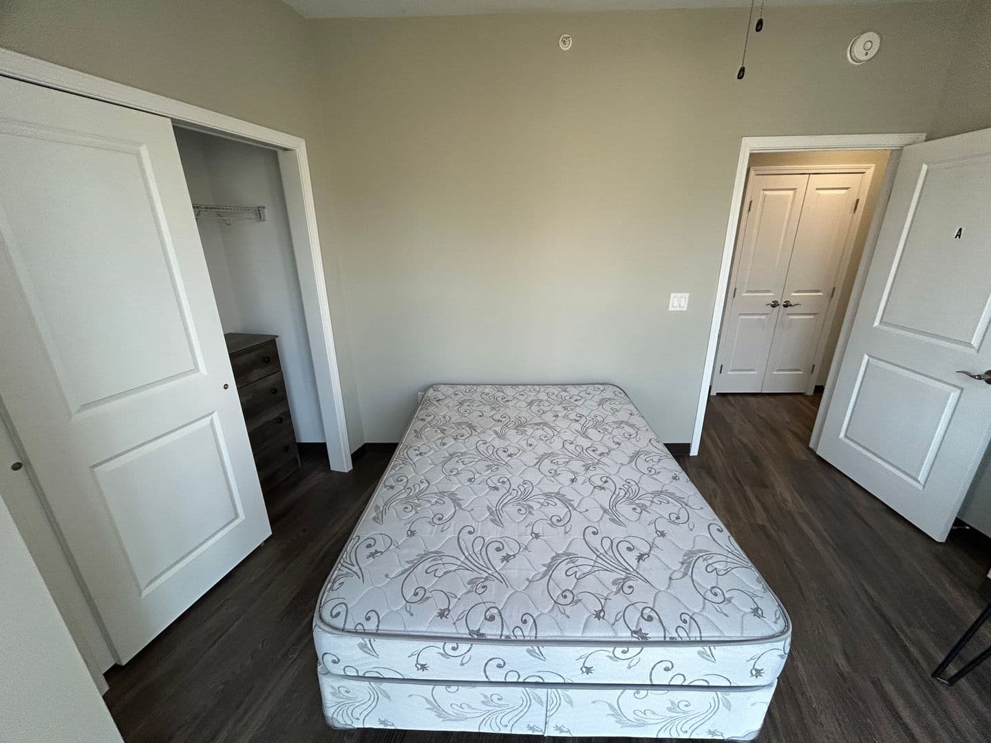 Champaign Apartment: 302 E Clark St