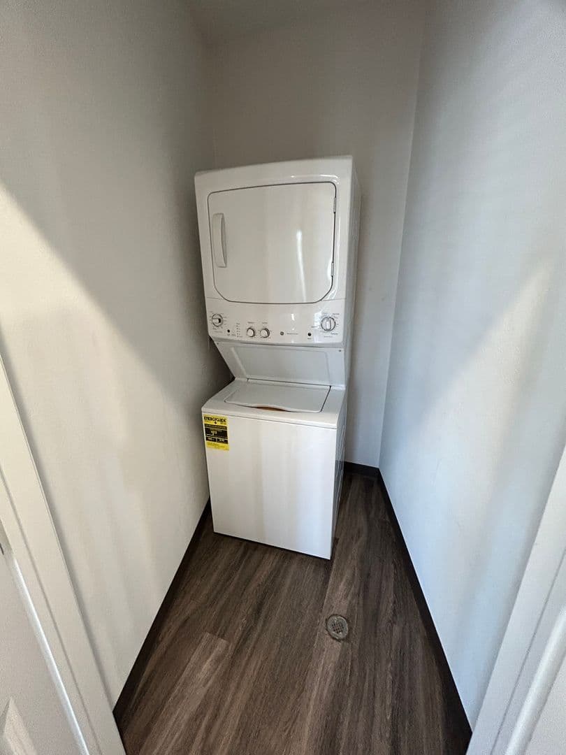 Champaign Apartment: 302 E Clark St