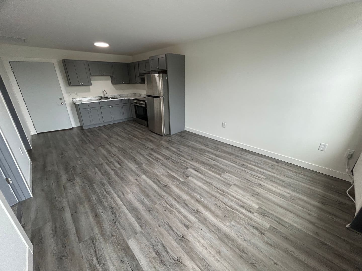 Tuscola Apartment: 703 N Park/704 N Main