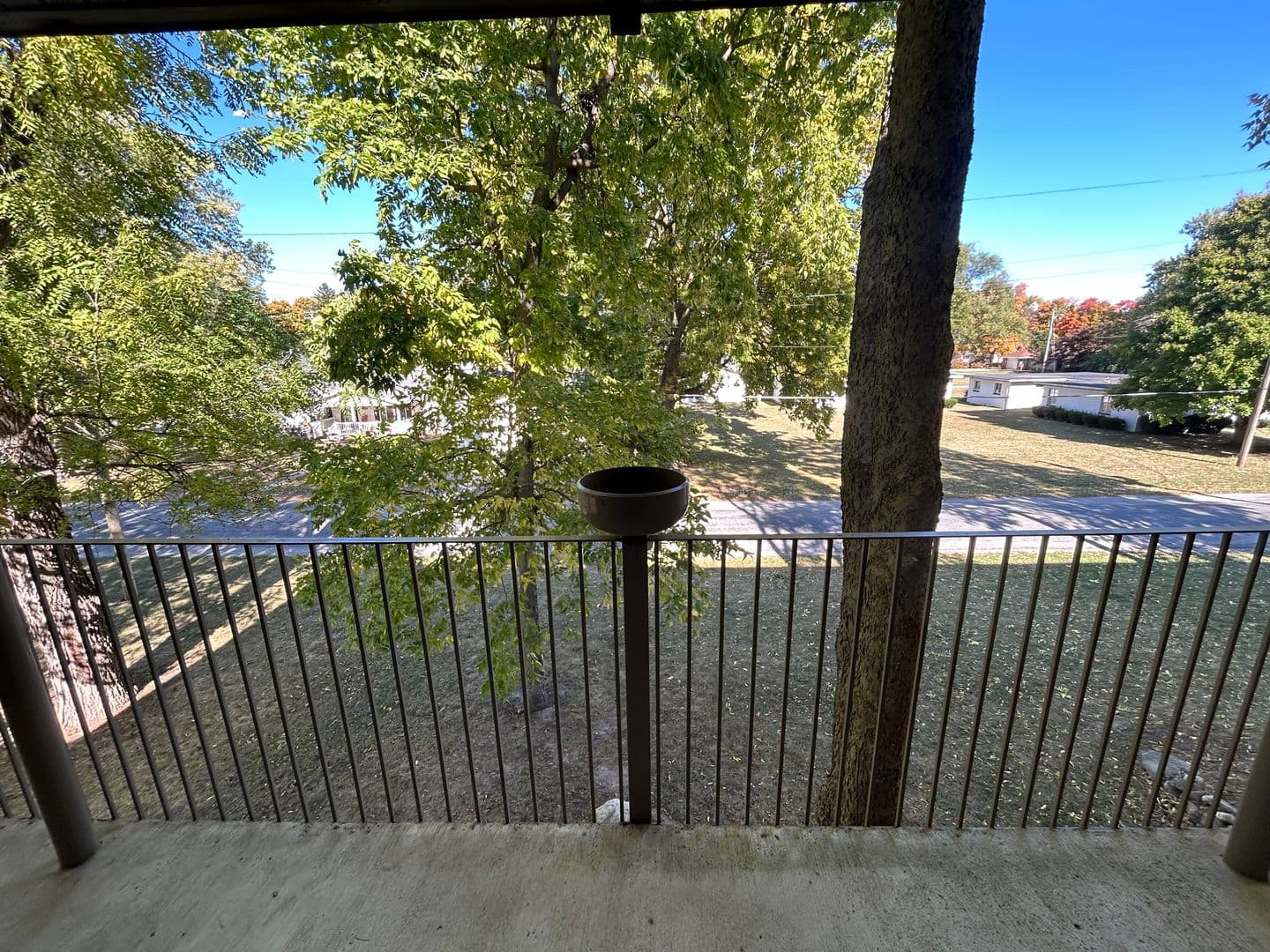 Tuscola Apartment: 600 E Ficklin St