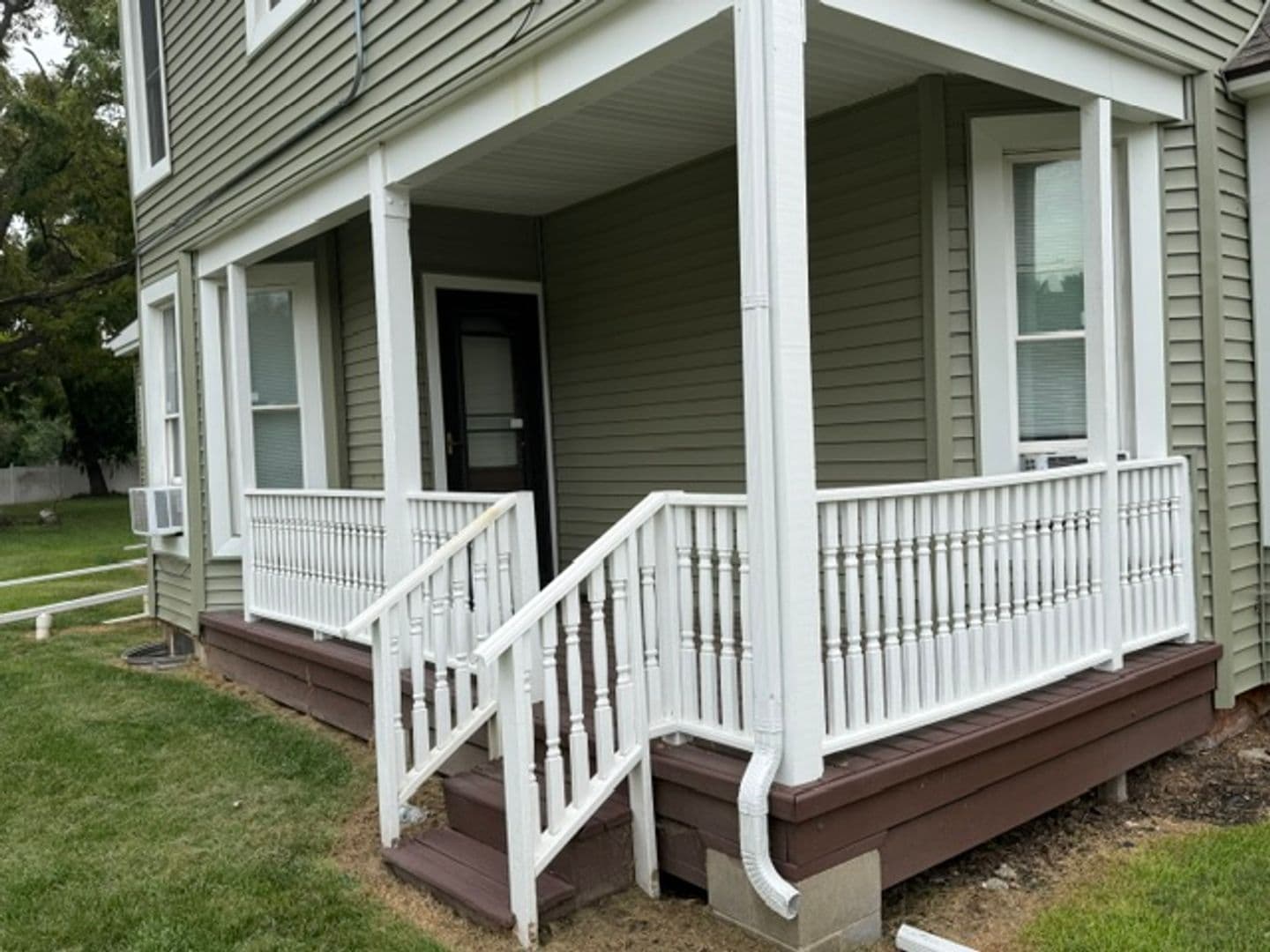 Champaign Apartment: 405 W White