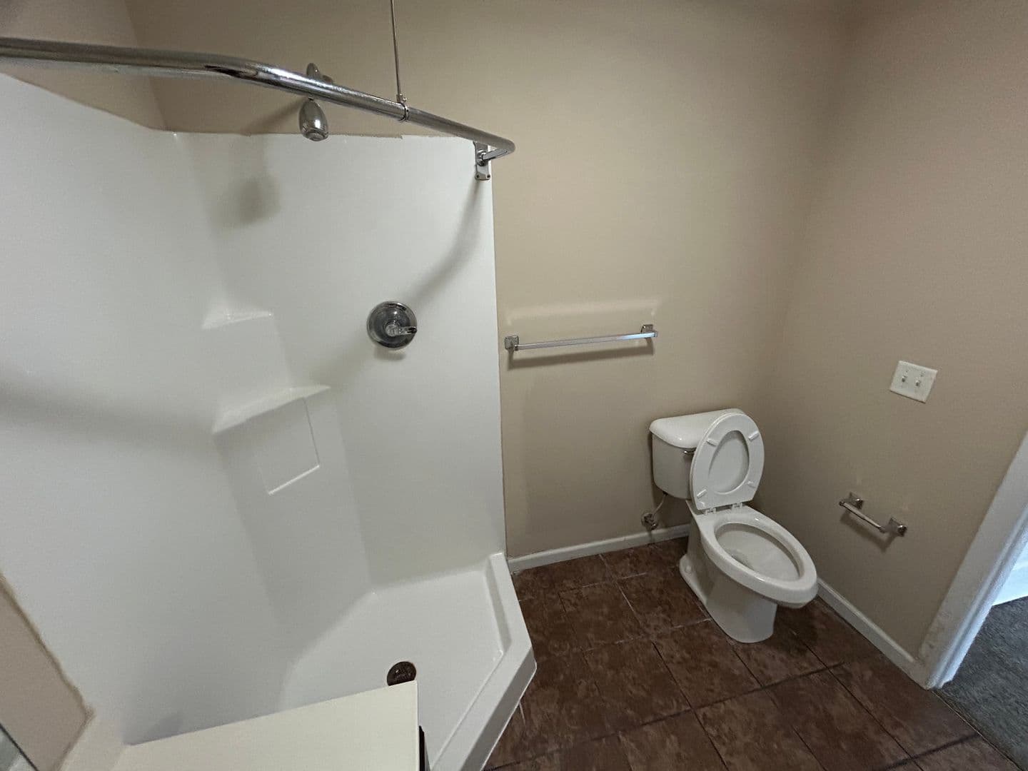 Tuscola Apartment: 600 E Ficklin St