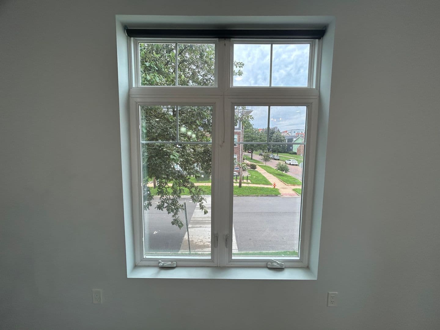 Champaign Apartment: 214 E Clark Street