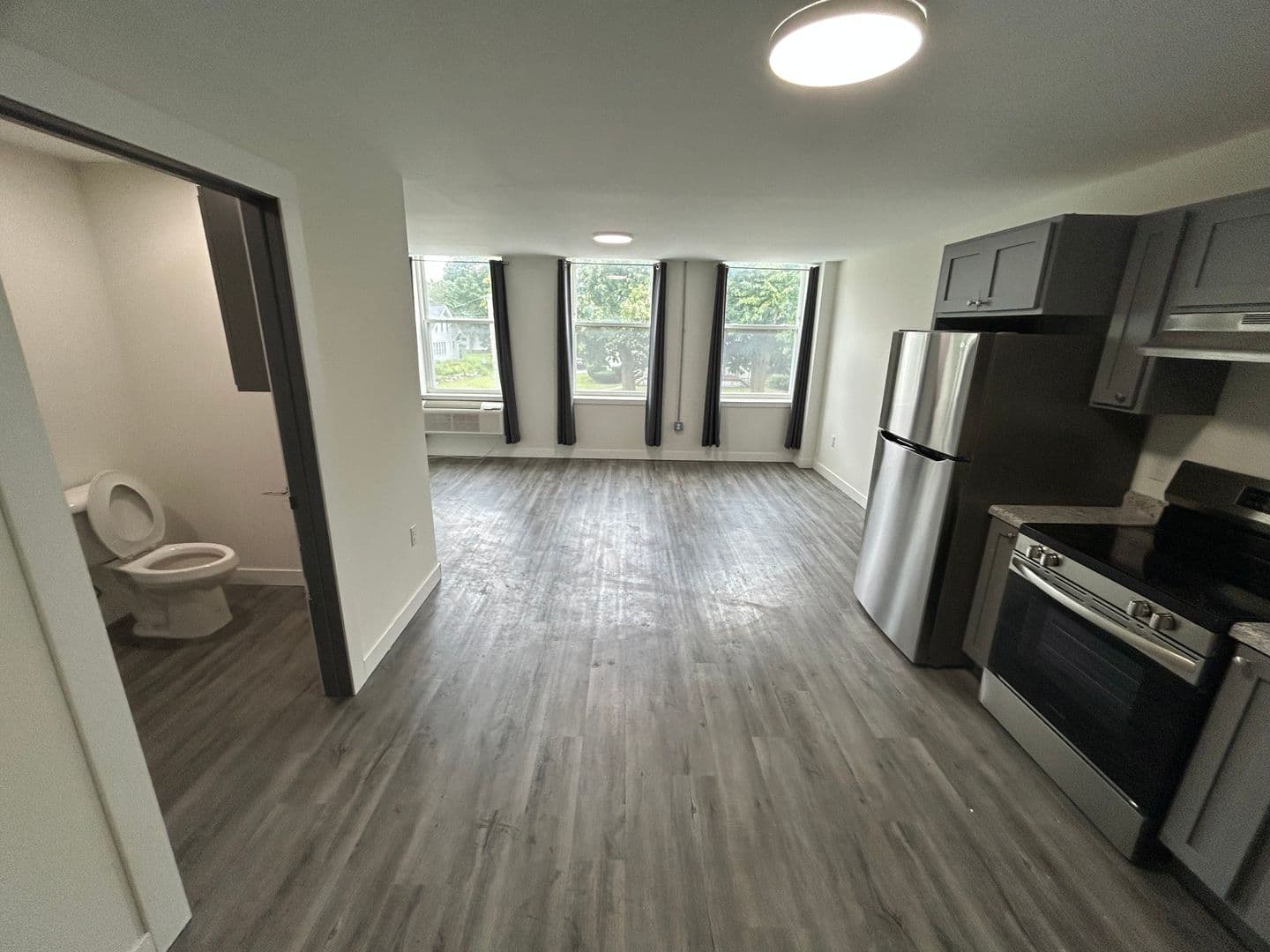 Tuscola Apartment: 703 N Park/704 N Main