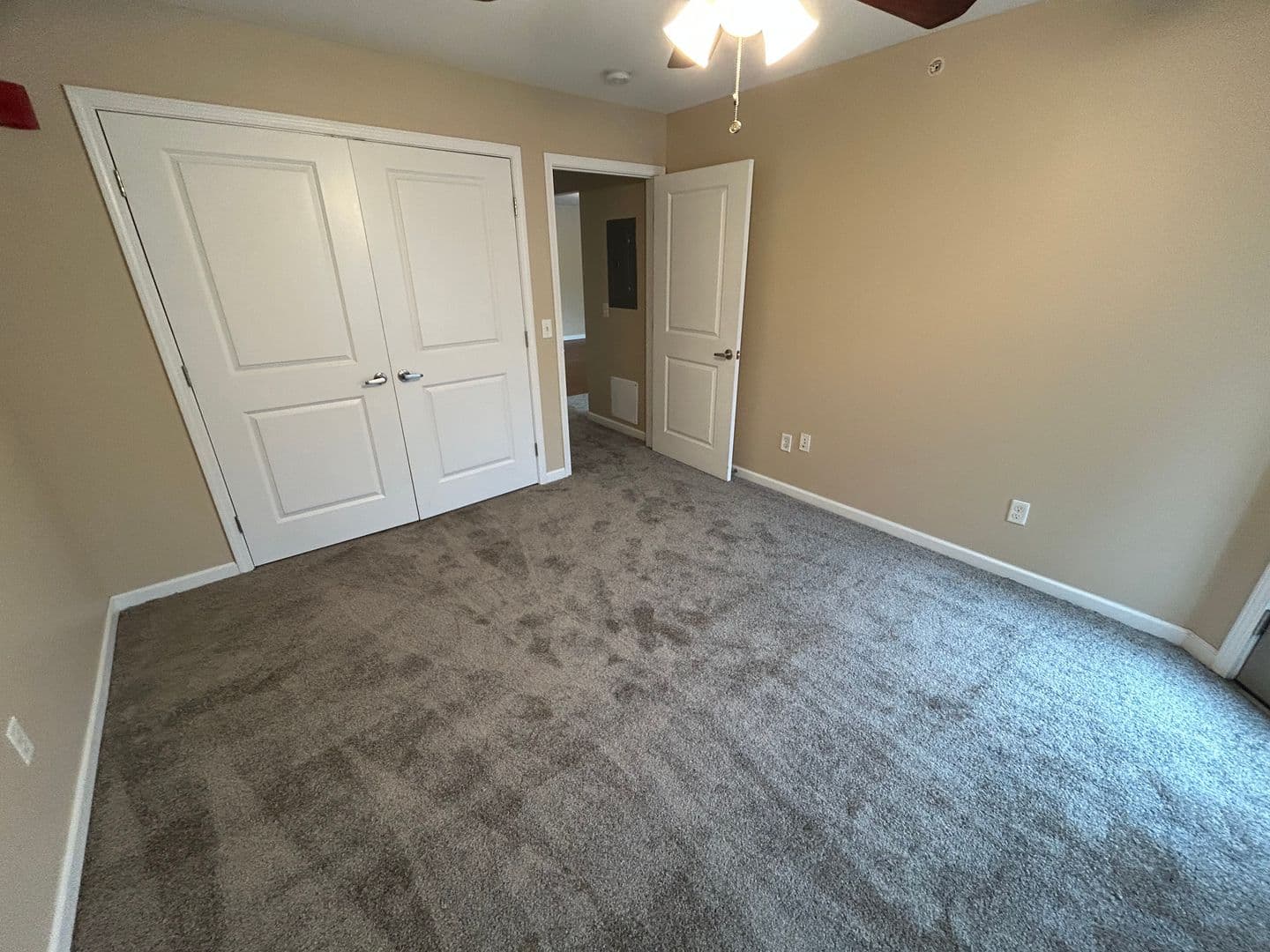 Tuscola Apartment: 600 E Ficklin St