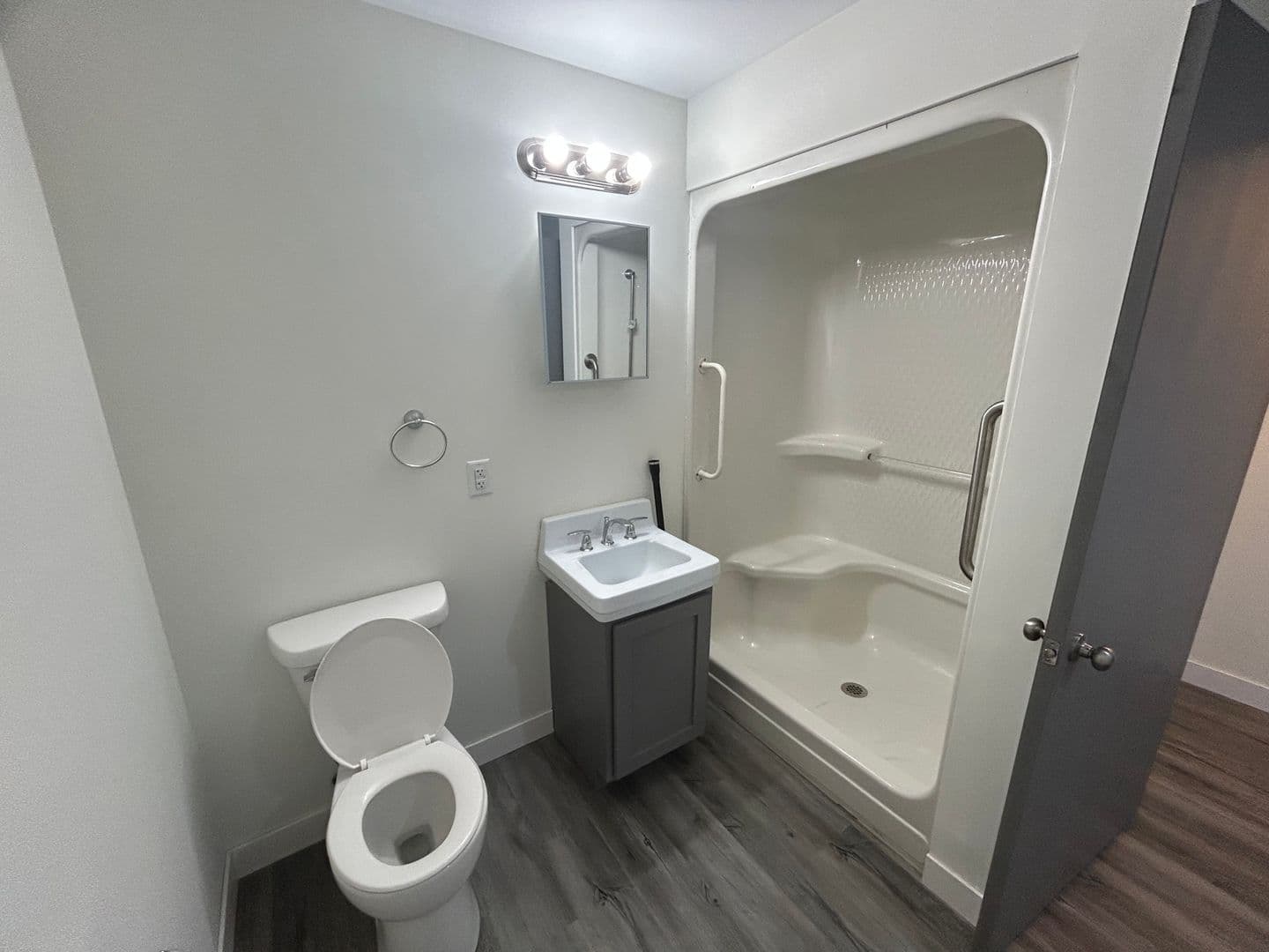 Tuscola Apartment: 703 N Park/704 N Main