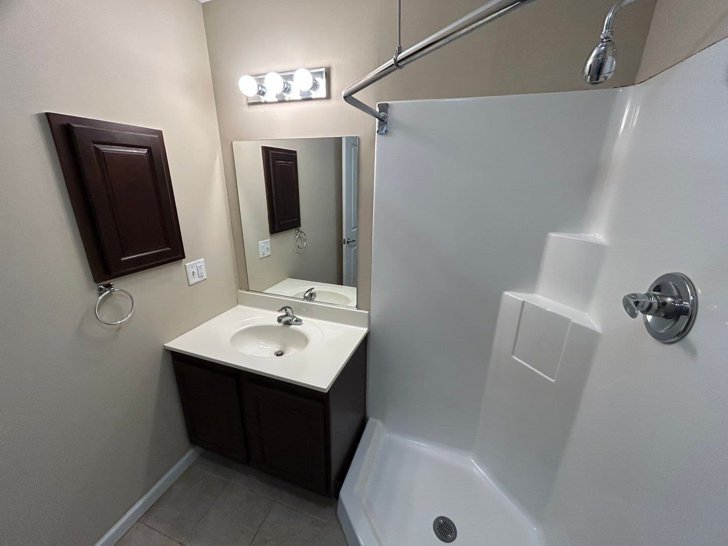 Tuscola Apartment: 600 E Ficklin St